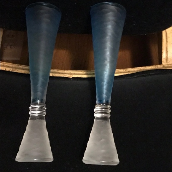 2 New Italian Glass Champagne Flute Blue Clear 9 3/4” Tall - Picture 2 of 16